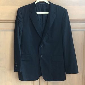 Vintage Gucci notch lapel double button subtle stripe flap pocket suit jacket